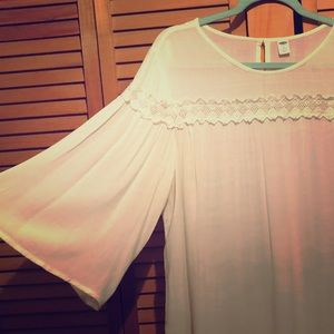 Calla Lilly Boho Top 3/4 Bell Sleeve Old Navy